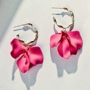 Acrylic Flower Petal Hoop Earrings